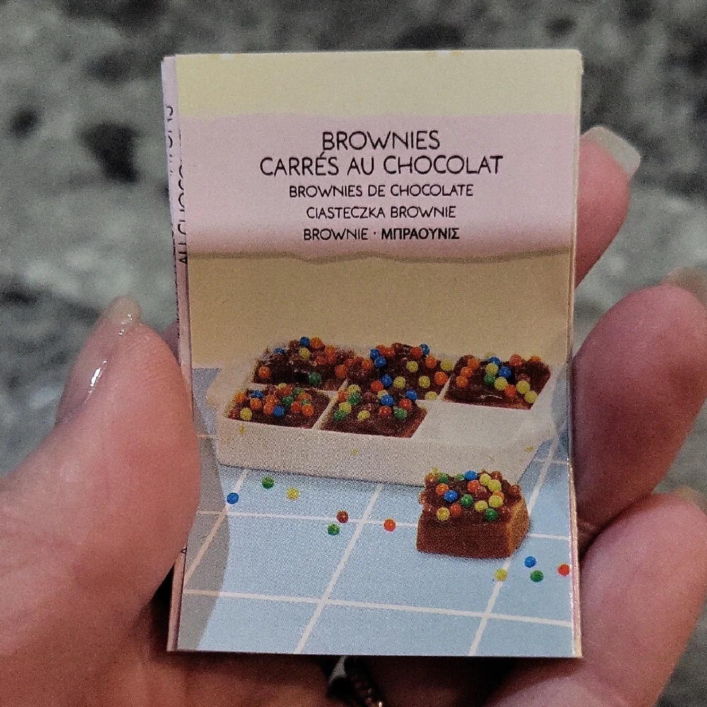 Miniverse Make It Mini From Scratch Brownies